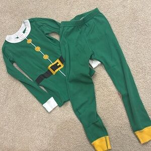 hanna andersson size 5 elf pjs